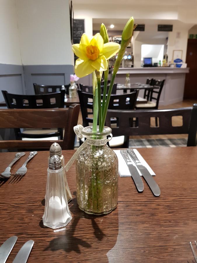 The Old Cross Inn Blairgowrie and Rattray Εξωτερικό φωτογραφία